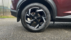 Nissan Juke 1.0 DiG-T 114 N-Connecta 5dr Petrol Hatchback